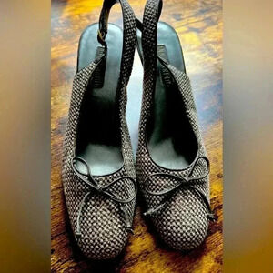 Ann Marino | ladies sling back heels, shoes. Size: 8.5